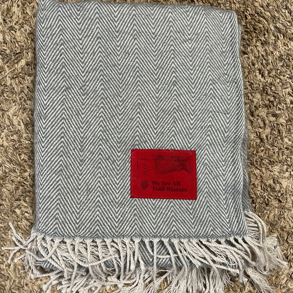 Kanata Blanket Co Portland Trail Blazers Throw Grey Herringbone NBA Soft 57x51